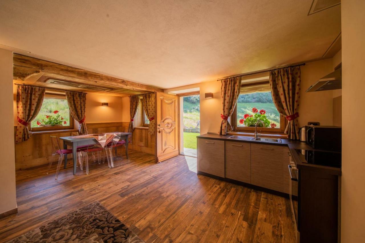 Casa Vacanze Petit Haury - Alloggi Ad Uso Turistico Vda Arvier N 0039 E N 0040 - 外观 照片